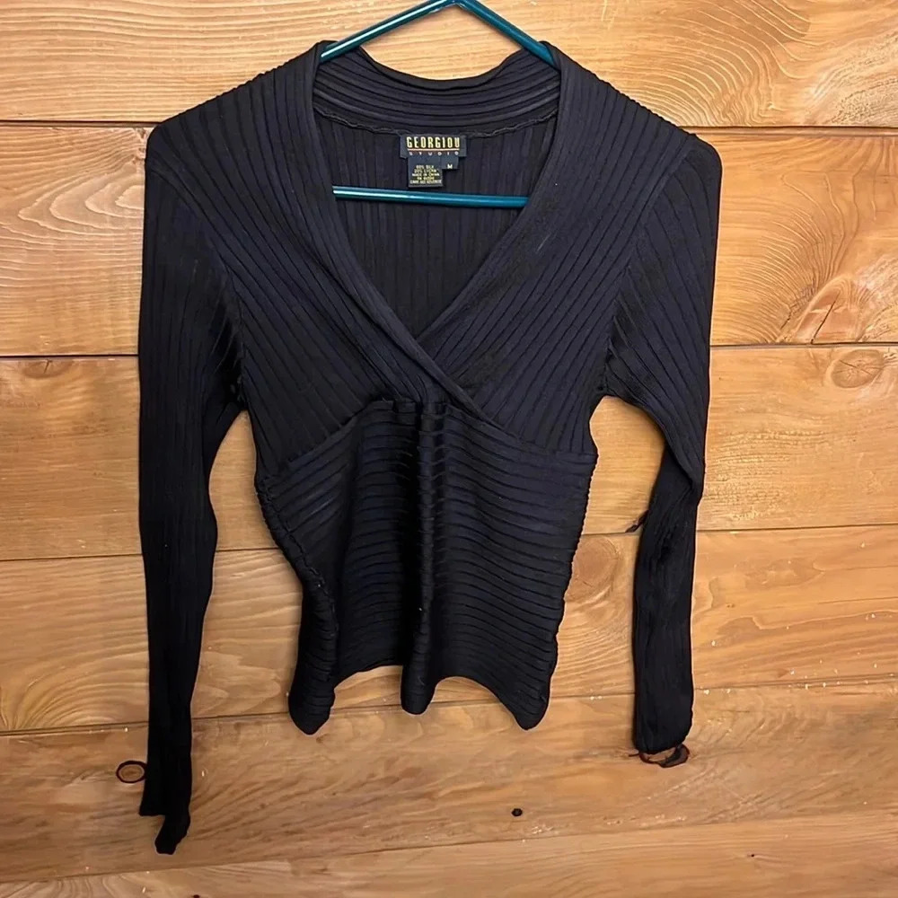 Georgiou studio womens m shirt ribbed long sleeve stretch drk brown V-neck Silk￼